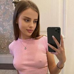 Anna Johnson 👀 Check my OF & Fansly🔥