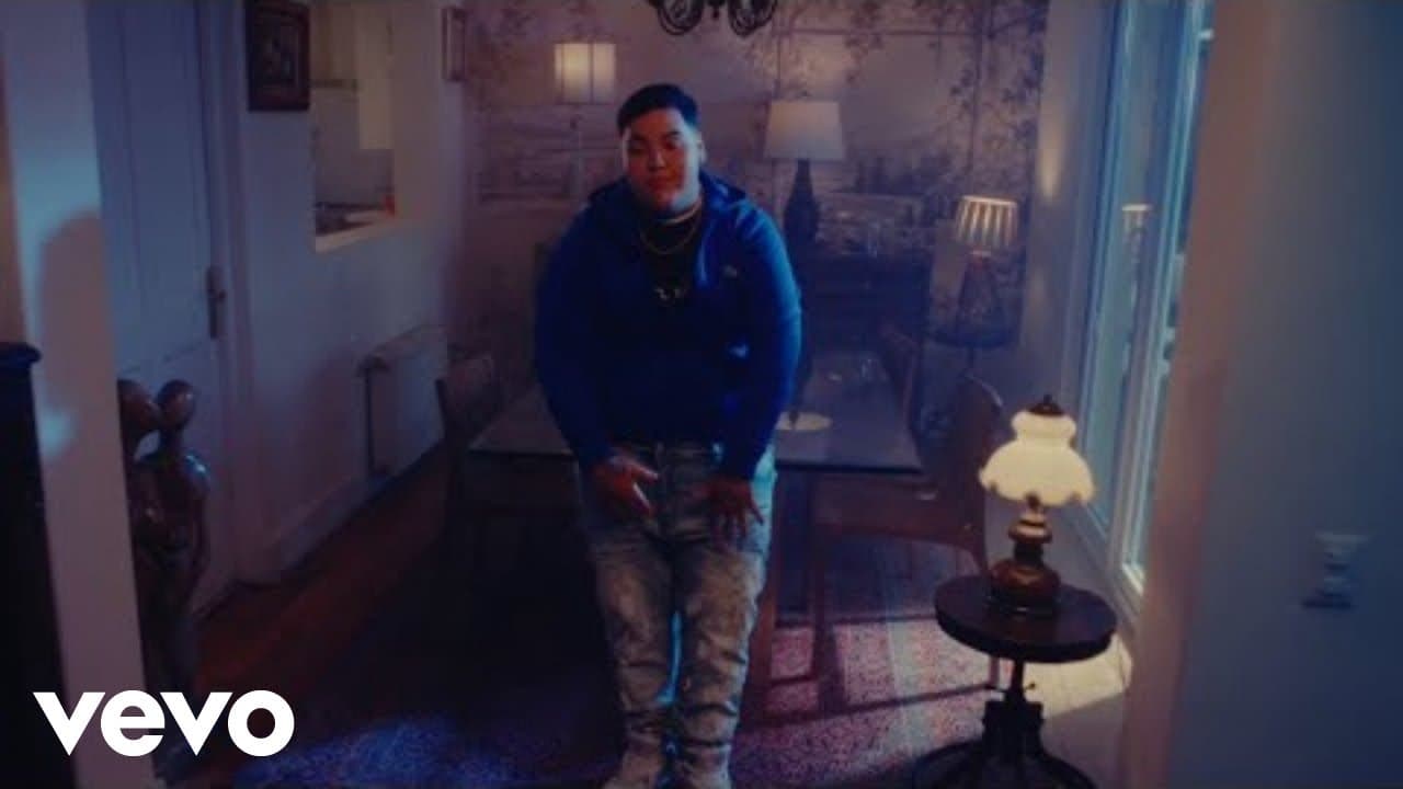 FloyyMenor, Cris MJ - Gata Only (Video Oficial)