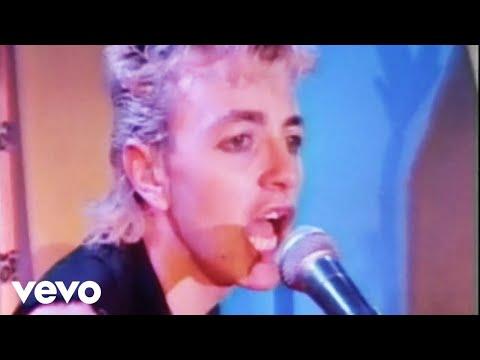 Stray Cats - Rock This Town (Official Music Video) thumbnail