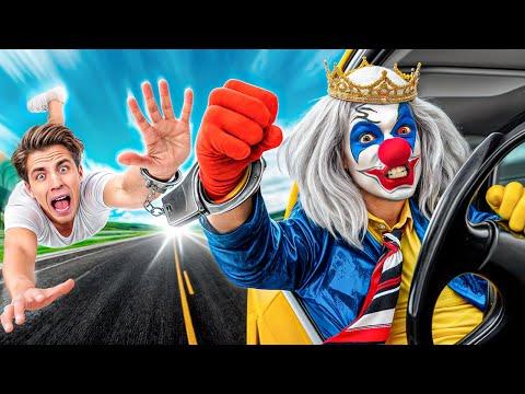 24 ЧАСА В НАРУЧНИКАХ С КЛОУНОМ А4 ! thumbnail