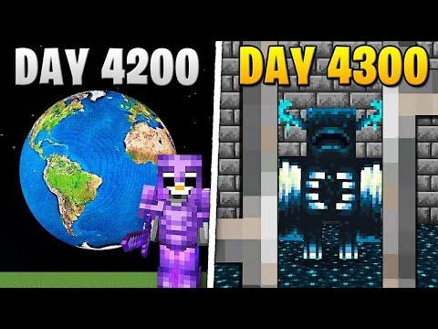 I Survived 4,300 Days in HARDCORE Minecraft... thumbnail