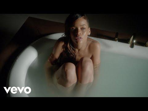 Rihanna - Stay ft. Mikky Ekko thumbnail