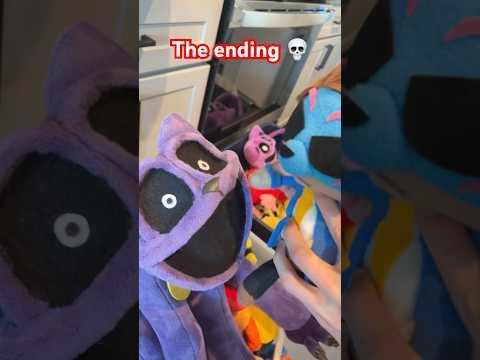 I BROKE INTO SLYP1E’S HOUSE! #catnap #funny #memes #plush thumbnail