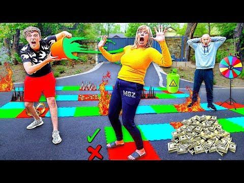 Extreme GIANT Board Game Challenge - Win $20,000 thumbnail