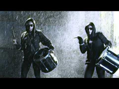 Tinchy Stryder- Let It Rain (feat. Melanie Fiona) [Official Video] thumbnail