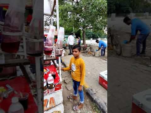 8 Year Old Boy Selling Chuski To Support His Family 😱✨ #shorts #indianstreetfood #trendingshorts thumbnail