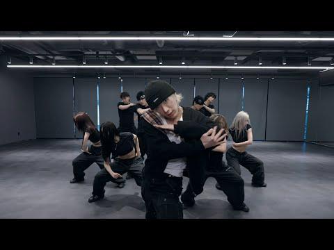 TEN 텐 'STUNNER' Dance Practice thumbnail
