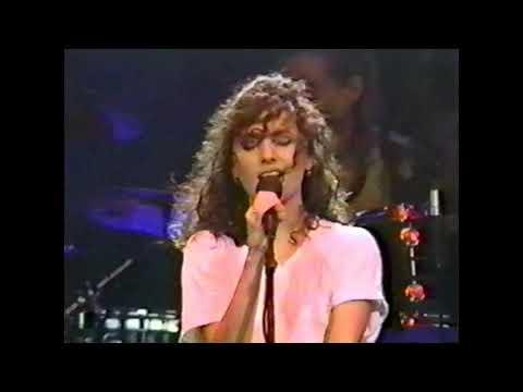Susanna Hoffs - Feel Like Makin' Love (Live Video Cover) thumbnail