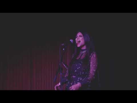 Shruti Haasan - Wash Me Away (Live at Laylow) [London UK]. thumbnail