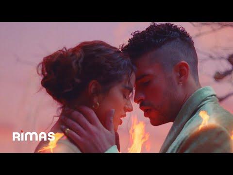 BAD BUNNY x ROSALÍA - LA NOCHE DE ANOCHE (Video Oficial) thumbnail