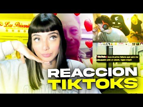Mis VIEWERS me mandan TIKTOKS GRACIOSOS por una SKIN 😁 thumbnail