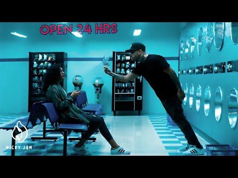 22. Hasta el Amanecer - Nicky Jam | Video Oficial thumbnail