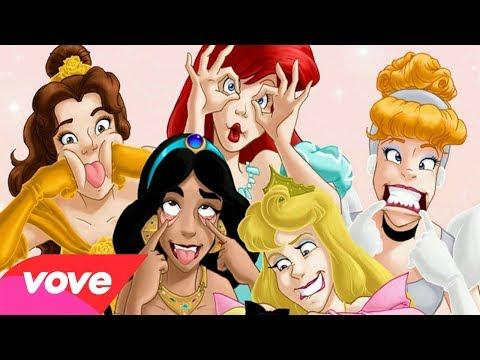 LE MONDE DE DISNEY ! Feat BOOSTEE (CLIP) thumbnail