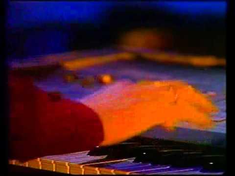 Tangerine Dream: Poland (Live at Warsaw Ice Stadium, 10.12.1983) NO BALLET DANCERS! thumbnail