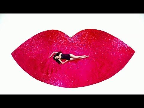 HYUNA(현아) - '빨개요 (RED)' (Official Music Video) thumbnail