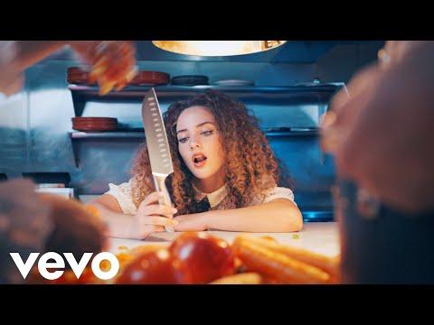Sofie Dossi - CELERY (Official Music Video) thumbnail