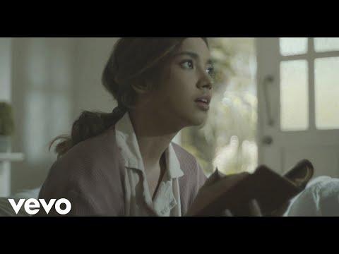 Lyodra - Tentang Kamu (Official Music Video) thumbnail