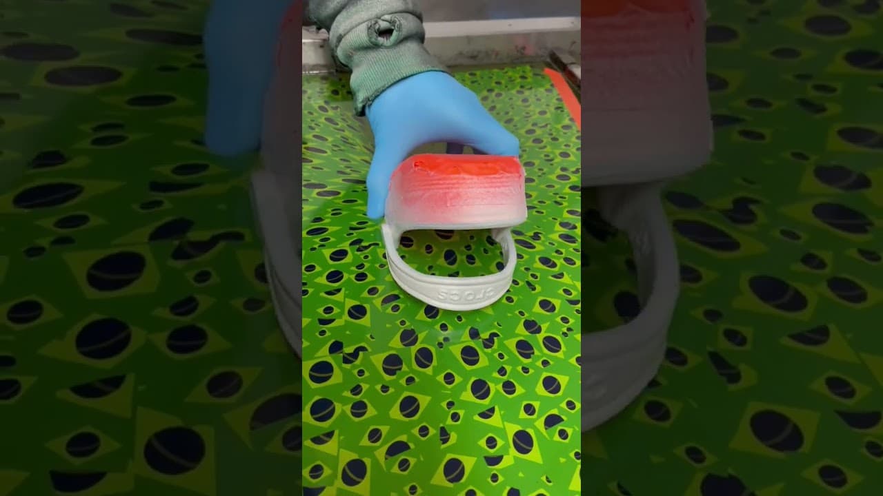 Hydro Dipping crocs ๐๐ #satisfying