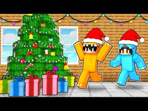 Christmas Village MAKEOVER SURPRISE In Minecraft! thumbnail