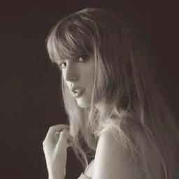 Taylor Swift - cardigan