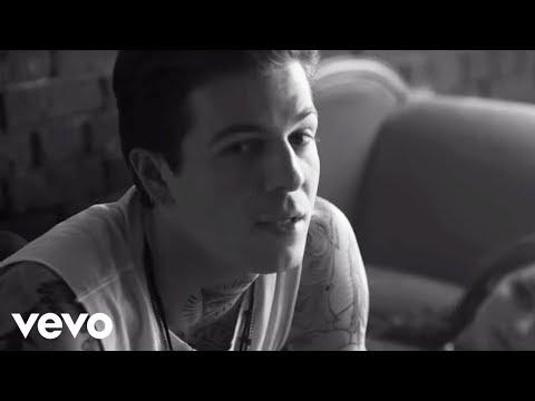 The Neighbourhood - Sweater Weather (Official Video) thumbnail