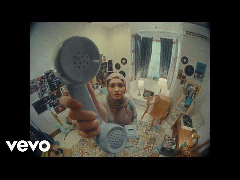 Salma Salsabil - Bunga Hati (Official Music Video) thumbnail