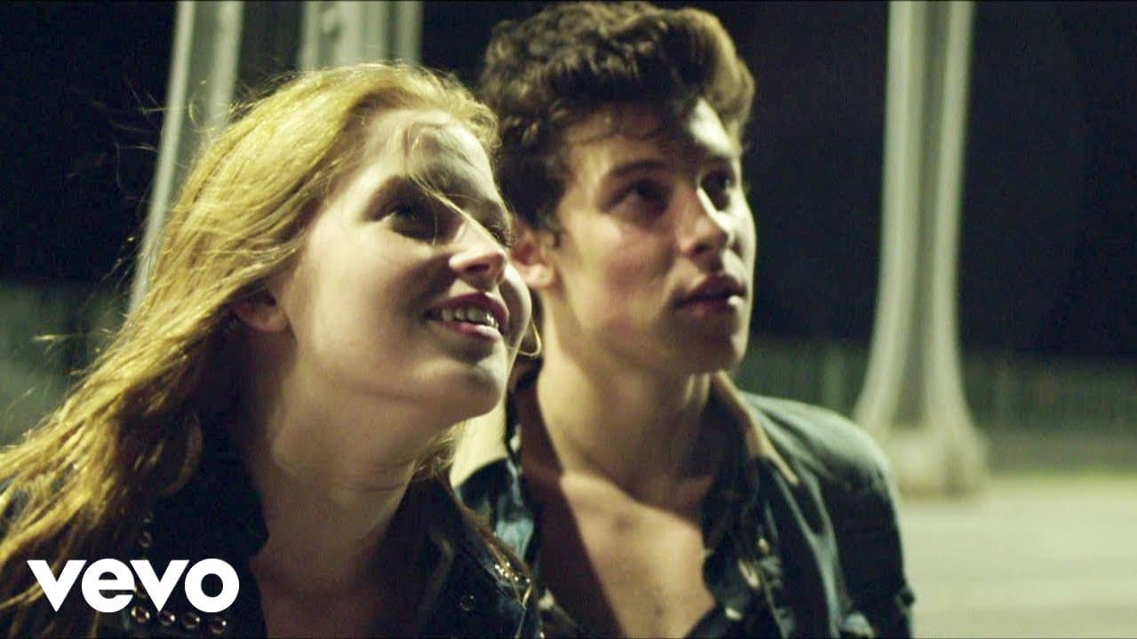 Shawn Mendes - There's Nothing Holdin' Me Back (Official Music Video)